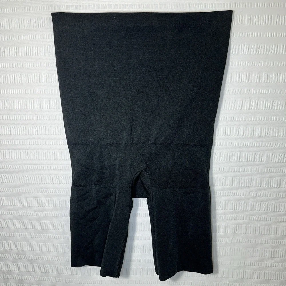 Spanx Assets Boy Short Shapewear Undergarment Bottom Shaping M - Picture 1 of 7